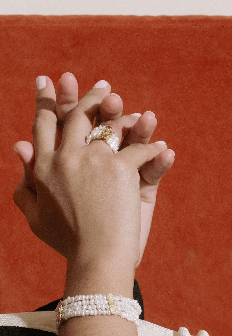 anillo de perlas