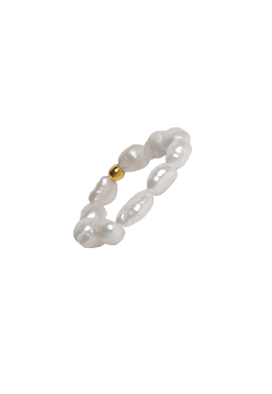 anillo fino de perlas