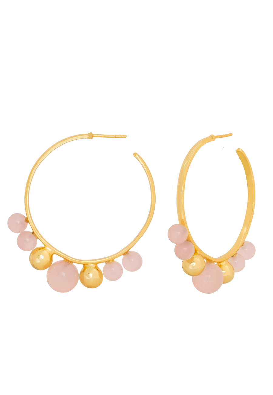 Pendientes de aro con diseño original formados por cuarzo rosa