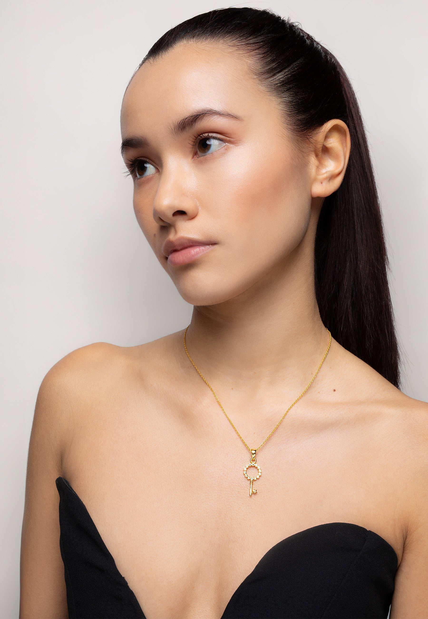 Pendentif Clé Doré Avec Pierre Précieuse Et Nacre - Occasion, Curiosité Bijou