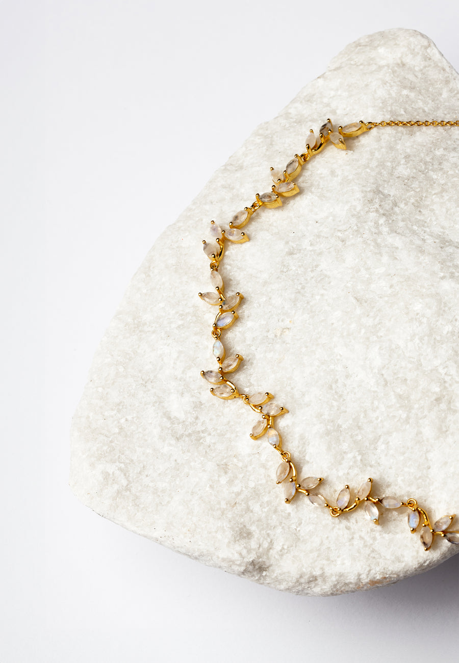 Necklace Padma Piedraluna