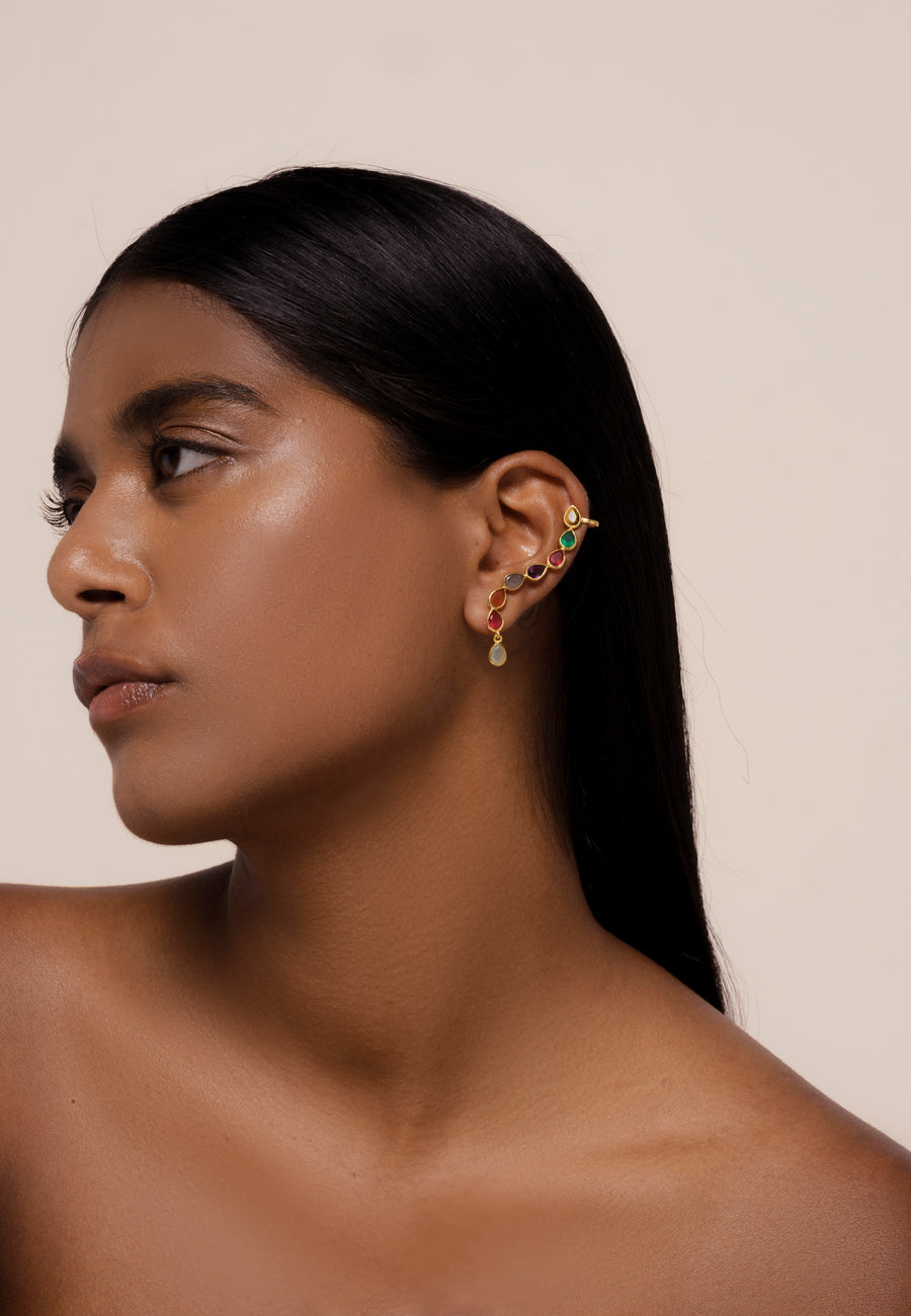 earcuff de piedras multicolor