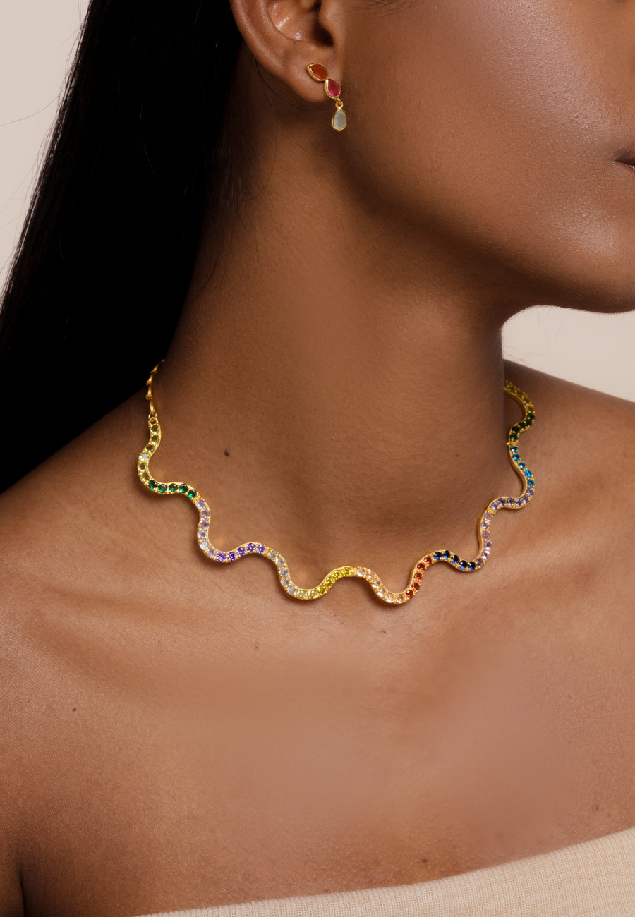 gargantilla de colores con forma de serpiente