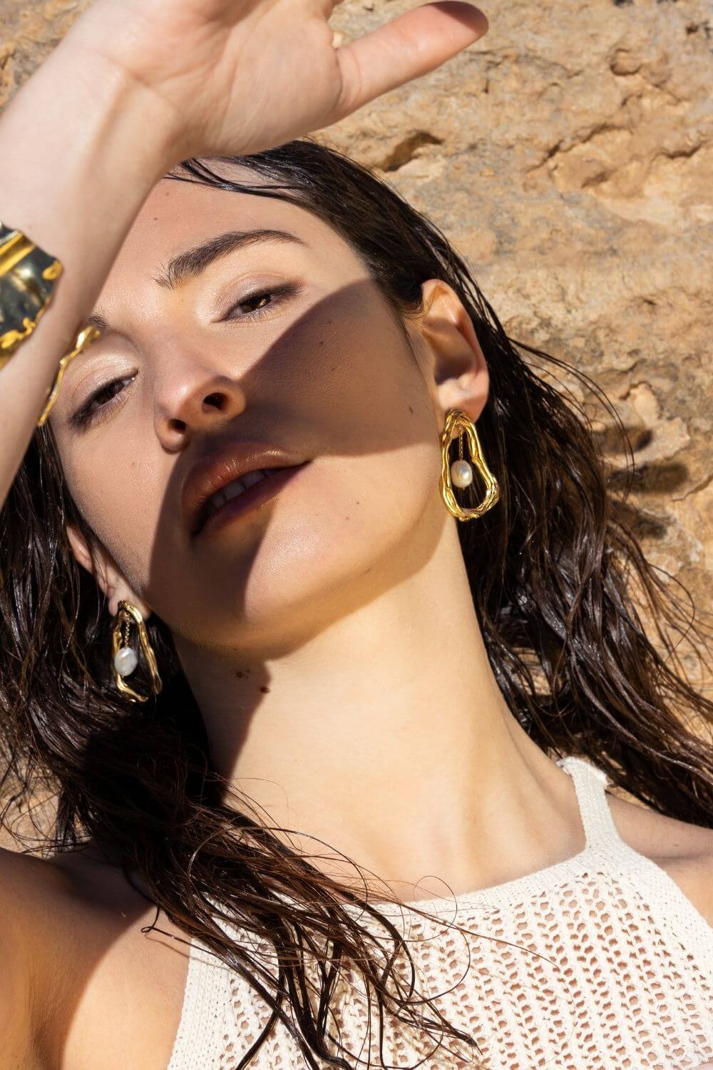 Descubre estos pendientes artesanales online de tu tienda de joyería artesanal online LAVANI