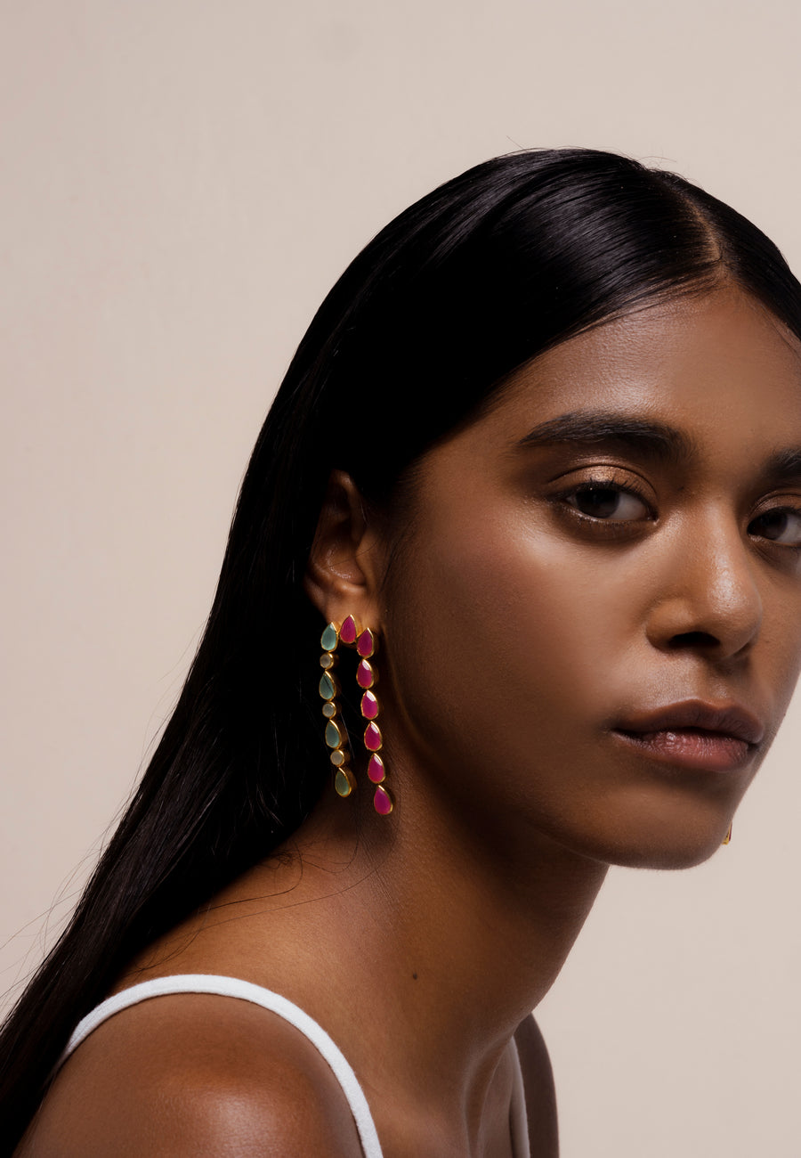 pendientes dobles con piedra aguamarina y fucsia