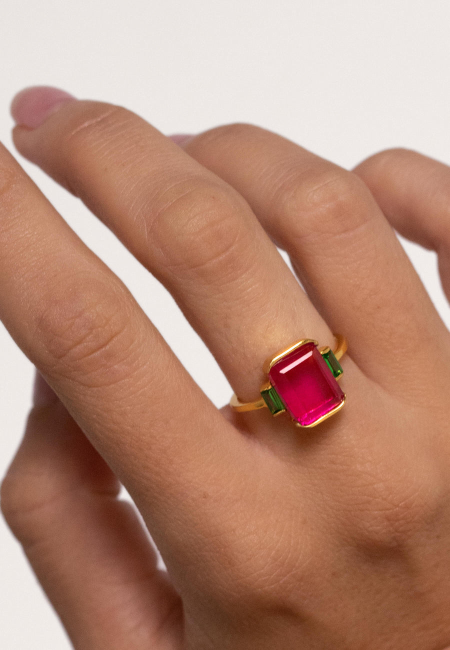 anillo con piedra fucsia ajustable