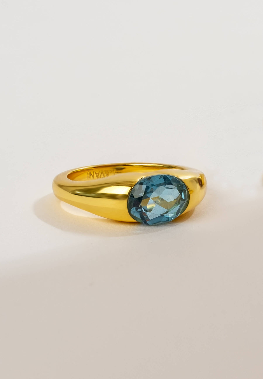 Anillo ovalado aguamarina