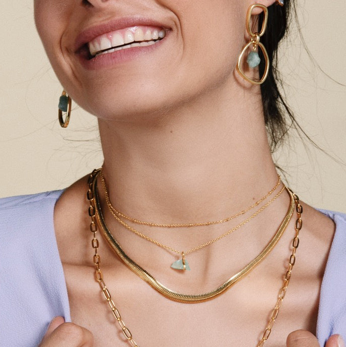 Colgante aguamarina combinado con cadenas