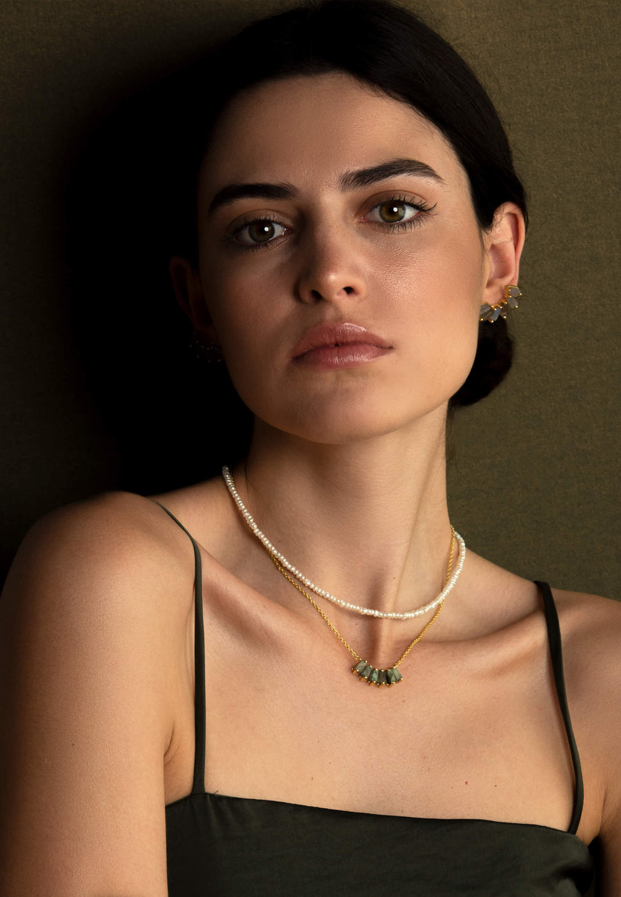 Collar perlas pequeñas