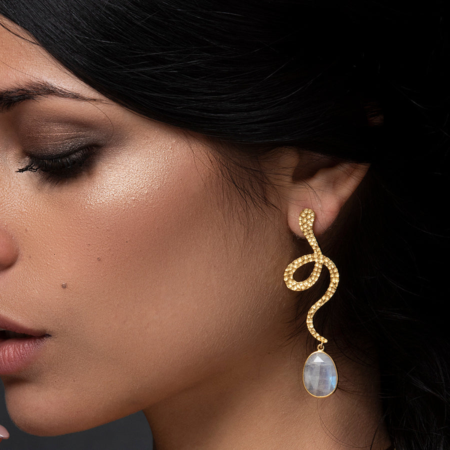 Pendientes Thar Blanco para eventos especiales