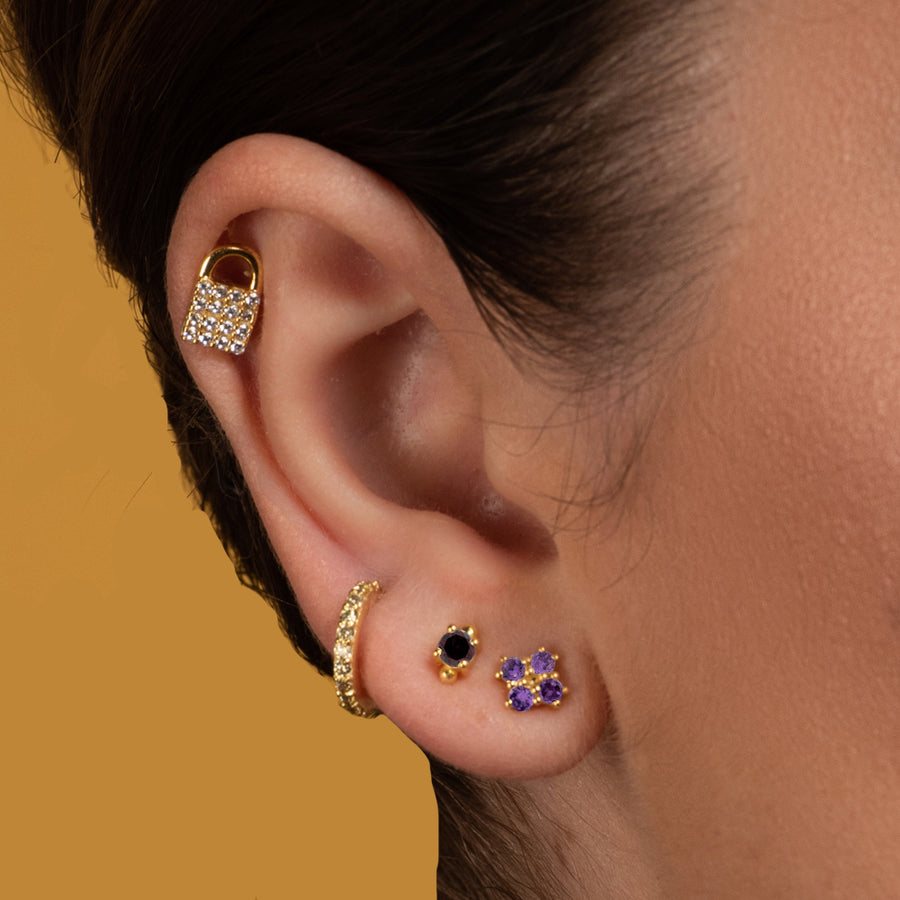 Piercing pequeño minimalista Mindy Morado de Lavani Jewels