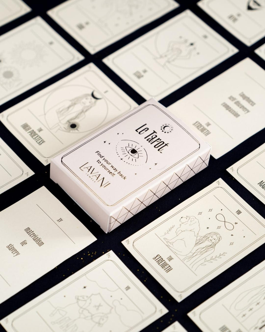 Baraja Tarot de diseño exclusivo LAVANI