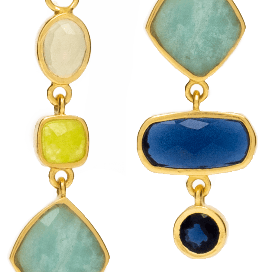 pendientes azules y dorados de piedra
