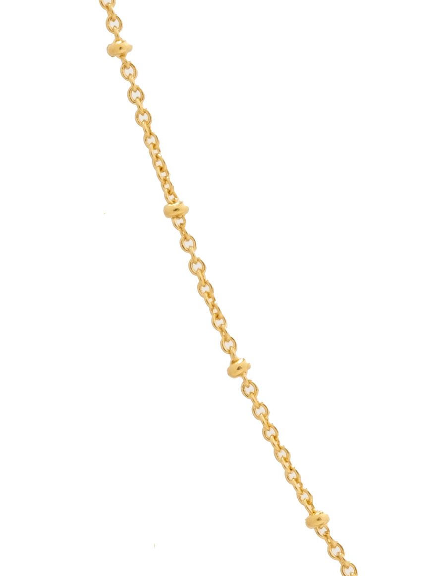 Detalle de la cadena del collar corto Balls de Lavani Jewels.
