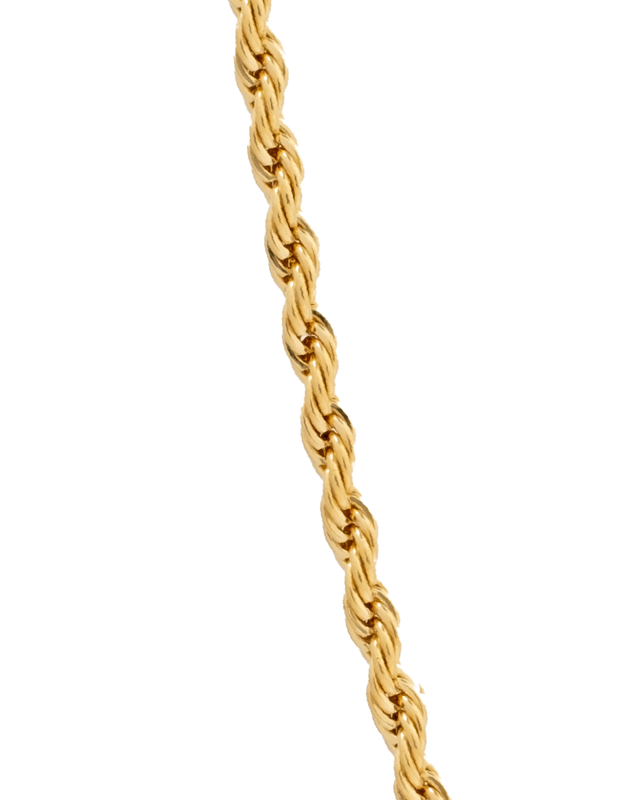 Collar Rope Long con detalles dorados vistos de cerca