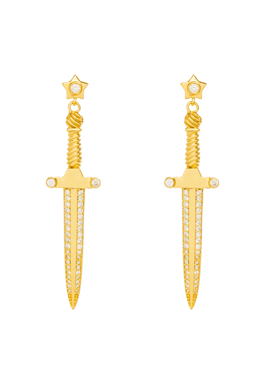 diseño de pendientes de espadas dorados con circonitas blancas de lavani jewels